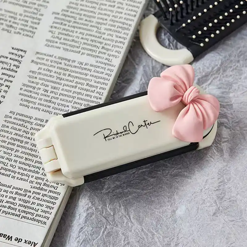 Folding Hairbrush